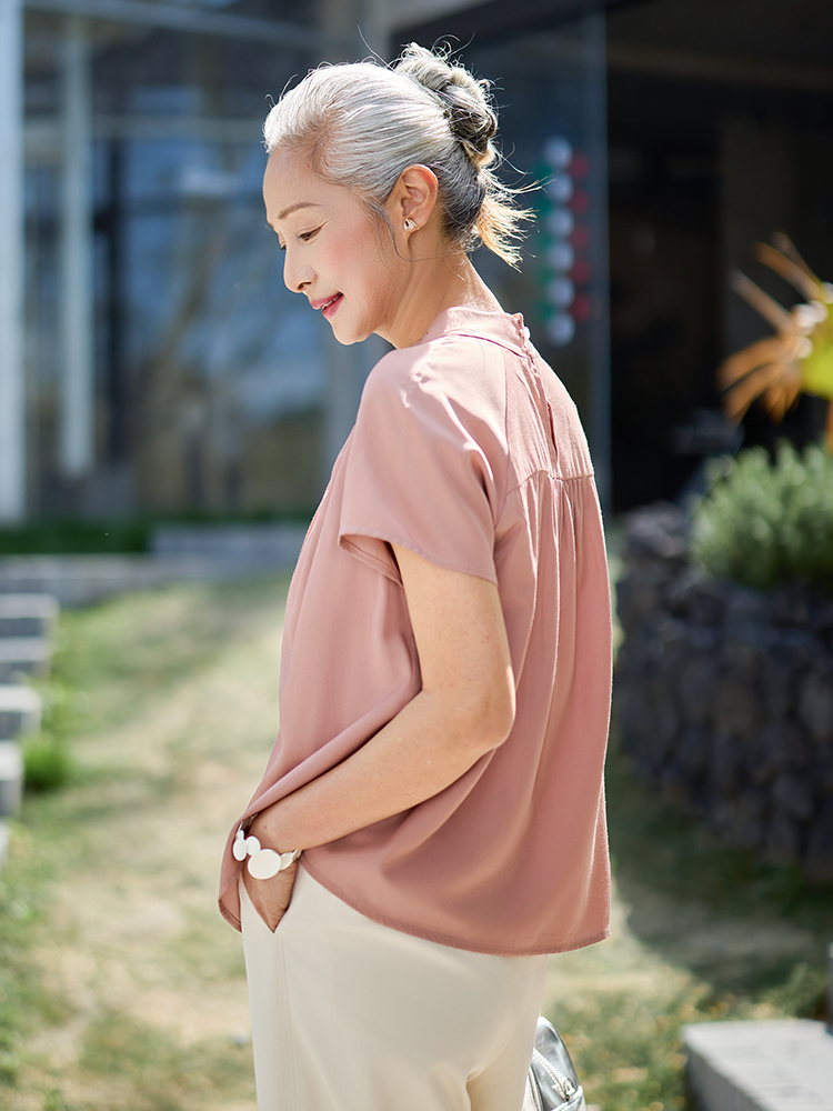 Muzhi Modieus dun T-shirt met  - Summer Clothing For Women Over 50 recensie en prijs
